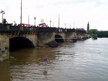 Elbe Hochwasser Dresden August 2002